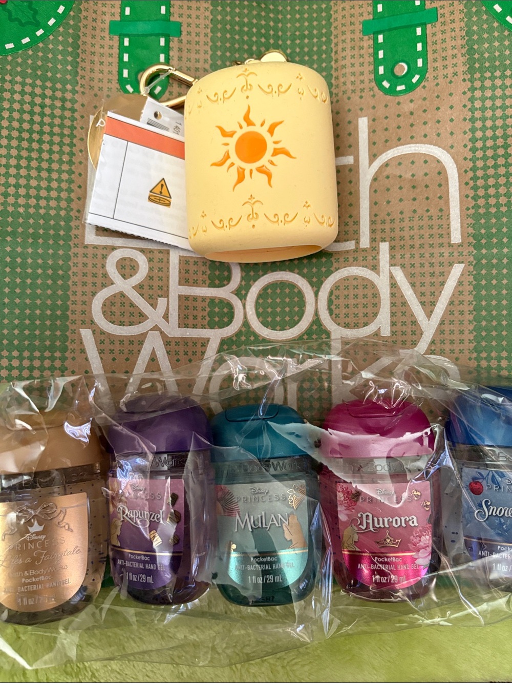 Bath & Body Works Disney Princess Hand Sanitizer Gift Set ☀️💜 (Sold Out)